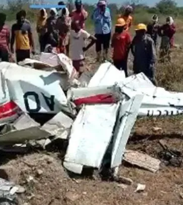 तेलंगाना के नलगोंडा में क्रैश हुआ हेलिकॉप्टर, दो पायलटों की मौत
