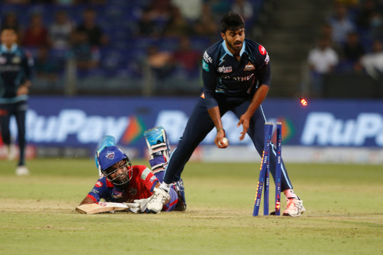 IPL 2022, GT vs DC: गुजरात टाइटन्स की लगातार दूसरी जीत, दिल्ली कैपिटल्स को 14 रन से हराया