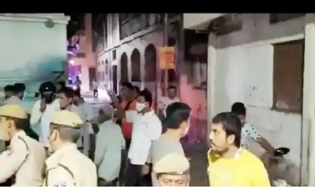 PM मोदी के गुजरात दौरे से पहले वडोदरा में हिंसक झड़प; पथराव में 4 लोग घायल