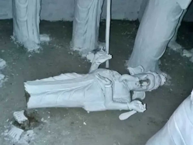 कर्नाटक के हासन जिले में उपद्रवियों ने मिनी तिरुपति मंदिर की मूर्तियों को तोड़ा, इलाके में तनाव का माहौल