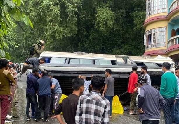 Road Accident: रांची के छात्रों की बस गंगटोक में हुई हादसे का शिकार, 22 छात्र घायल