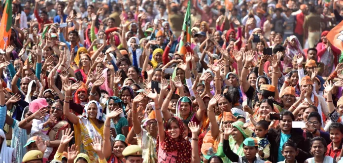 चीन से ज्यादा है भारत की जनसंख्या, 8 साल पहले ही छोड़ दिया था पीछे; US रिसर्चर का दावा