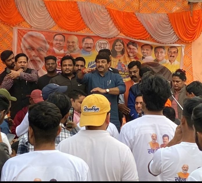 खेल प्रतिभाएं आगे बढ़कर खेल महोत्सव में भाग ले रही है : मनोज तिवारी