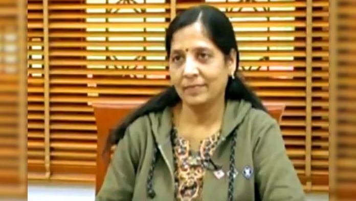 देश भर के नेताओं के सामने हुई सुनीता केजरीवाल की लांचिंग