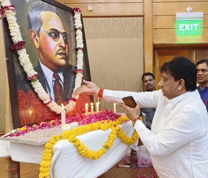 24b150aa-d45a-48fa-abc6-8b08ff66275b