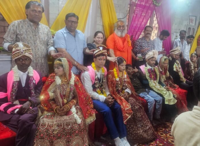 दीपक शर्मा 