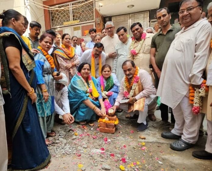 विधायक अजय महावर ने किया गली निर्माण कार्य का शिलान्यास विधायक अजय महावर