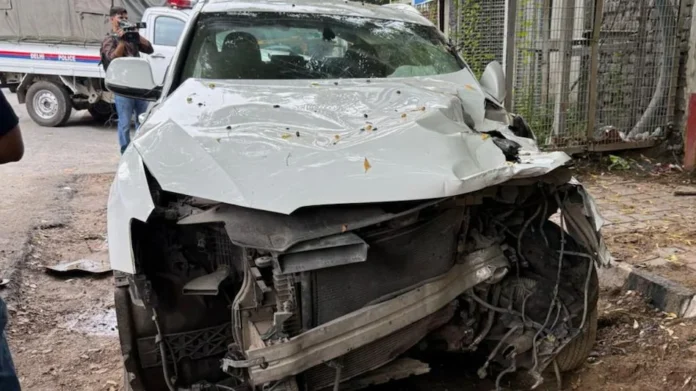 68731f7bc3244-delhi-road-accident-135238493-16x9