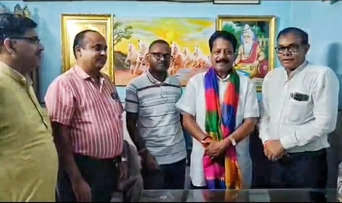 पूर्व महापौर श्याम सुंदर अग्रवाल को किया गया सम्मानित पूर्व महापौर श्याम सुंदर अग्रवाल