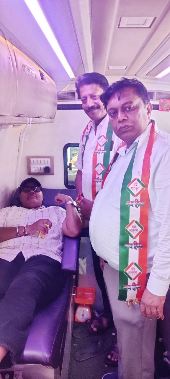 रक्तदान शिविर में 54 लोगो नें किया रक्तदान : श्याम सुंदर अग्रवाल श्याम सुंदर अग्रवाल