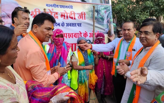 नरेंद्र मोदी के जन्मदिवस पर भाजपा शाहदरा ज़िला द्वारा जनसेवा एवं स्वच्छता अभियान का शुभारंभ : दीपक गाबा दीपक गाबा