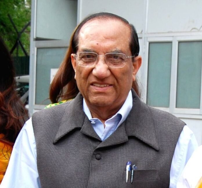 जमीन से जुड़े दिल्ली के प्रभावशाली नेता रहे विजय कुमार मल्होत्रा जो उनसे मिल लेता था उन्ही का हो जाता था - अश्वनी भारद्वाज विजय कुमार मल्होत्रा