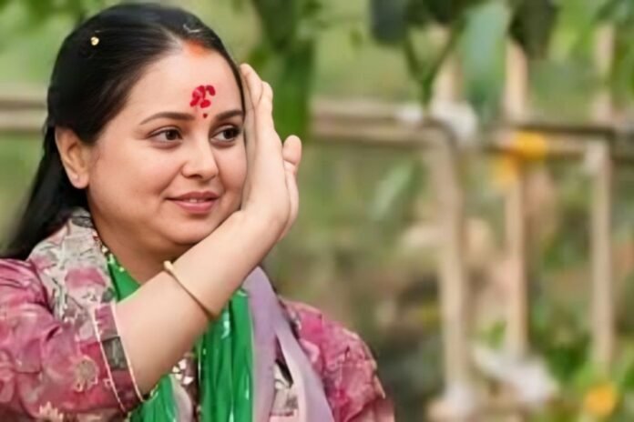 Rohini Acharya, Lalu Prasad Yadav, Tejashwi Yadav, Rohini Acharya, Lalu Prasad Yadav, Tejashwi Yadav,