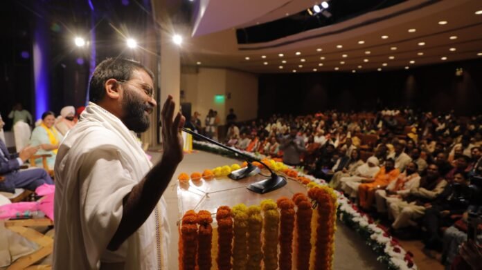 जैन मुनि डॉ.गणी राजेन्द्र विजय महाराज ने जनजातीय महिलाओं के स्वास्थ्य जागरण का किया शंखनाद डॉ.गणी राजेन्द्र विजय महाराज