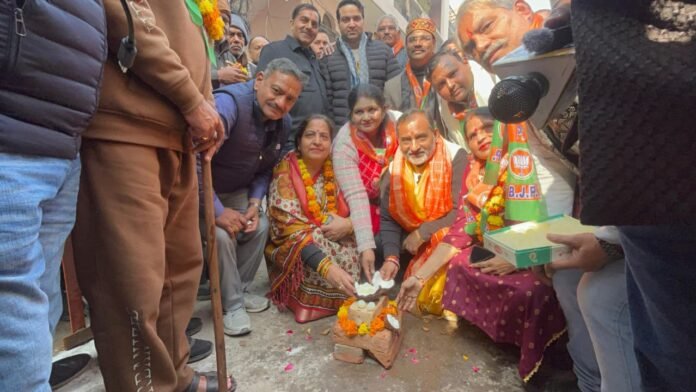 करतार नगर में जे-ब्लॉक की गलियों के निर्माण का शिलान्यास किया अजय महावर नें अजय महावर
