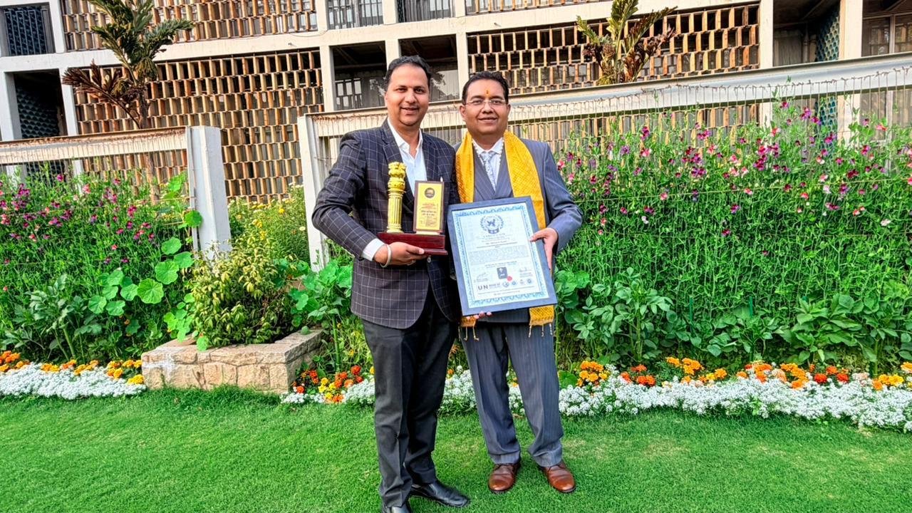डॉ.बसंत गोयल