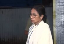West Bengal Counting Dispute: मतगणना से पहले कोर्ट पहुंची TMC, काउंटिंग स्टाफ में केंद्रीय कर्मियों की तैनाती पर सवाल West Bengal counting dispute, TMC Supreme Court, Mamata Banerjee
