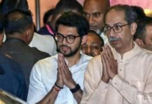 Maharashtra Politics: आदित्य ठाकरे के लिए सीट छोड़ने वाले सुनील शिंदे भी बागी! उद्धव ठाकरे के सामने बढ़ा संकट