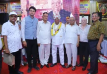 प्रसिद्ध समाजसेवी निगम पार्षद सुमन गुप्ता को जन्मदिन पर किया गया सम्मानित