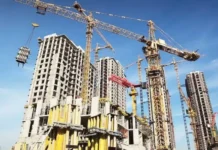 Mumbai Crane Accident: मुंबई में 11वीं मंजिल से गिरी विशाल क्रेन, एक की मौत, 15 से अधिक वाहन क्षतिग्रस्त Mumbai Crane Accident, Mira Road News, JP North Society, Mumbai Breaking News, Construction Accident Mumbai