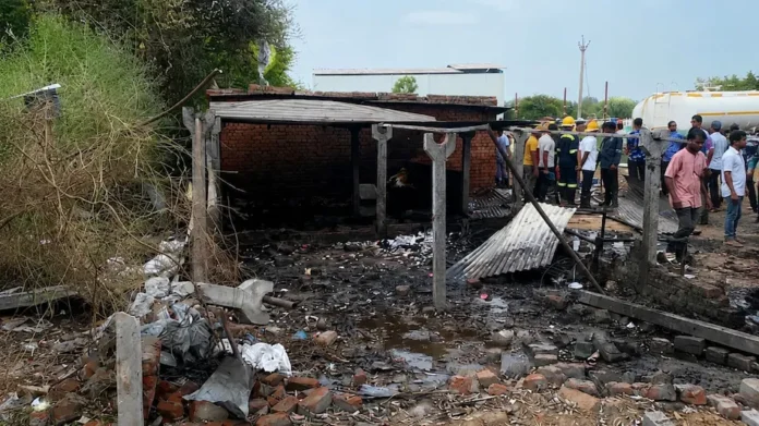 Ahmedabad Blast, Firecracker Factory Blast, Ahmedabad Fire News, Gujarat News, Firecracker Factory Explosion Ahmedabad Blast, Firecracker Factory Blast, Ahmedabad Fire News, Gujarat News, Firecracker Factory Explosion