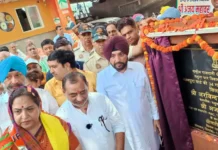 4.29 करोड़ की लागत से भजनपुरा वार्ड की 34 गलियों एवं दो पार्कों के जीर्णोद्धार कार्य का शिलान्यास संपन्न लवली और अजय महावर नें किया शिलान्यास Foundation stone laid for renovation of 34 wards and two parks of Bhajanpura ward at a cost of Rs 4.29 crore