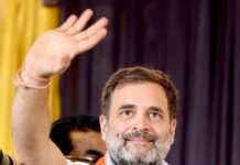 सड़क से संसद तक राहुल के तेवर देख जनता भी देख रही है राहुल की ओर कुछ दिनों के भीतर ही बढने लगे उनके चाहने वाले -अश्वनी भारद्वाज Rahul Gandhi