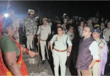 Badaun Violence: बदायूं में आंबेडकर प्रतिमा लगाने को लेकर बवाल, पुलिस पर पथराव में कई वाहन क्षतिग्रस्त; 12 से अधिक घायल Badaun Violence