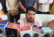 Ramdev Controversy: अयोध्या में बाबा रामदेव पर बरसे बृजभूषण शरण सिंह, मिलावट को लेकर लगाए गंभीर आरोप Brij Bhushan Sharan Singh, Baba Ramdev, Patanjali, Ayodhya News, Defamation Case